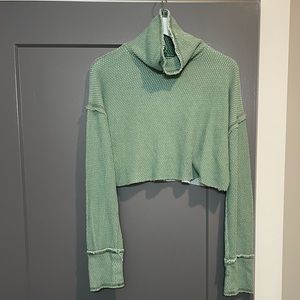 URBAN OUTFITTERS | Cropped Sweater